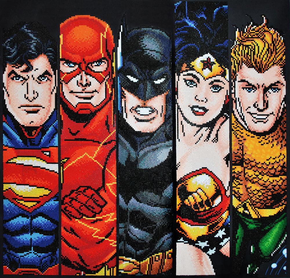 Les cinq fabuleux " Fabulous Five " de DC Comics - Trousse d'art broderie diamant de Camelot DOTZ